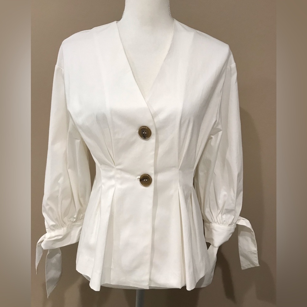 ☀️NWOT Lea & Viola Woman’s White Stretchy Cotton Fit Jacket/Top, Size XS